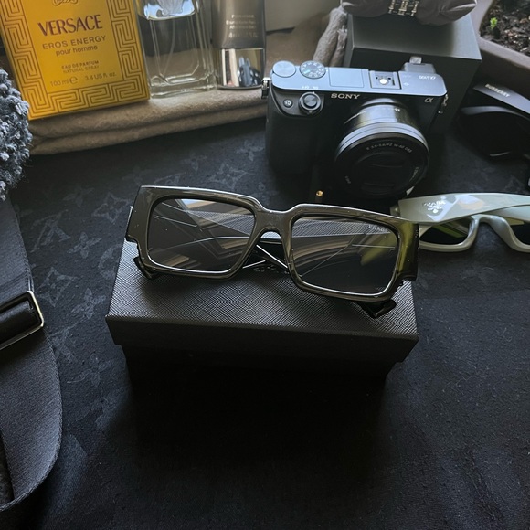 Prada Symbol Square Sunglasses black, like Louis Vuitton millionaire sunglasses - Picture 1 of 7